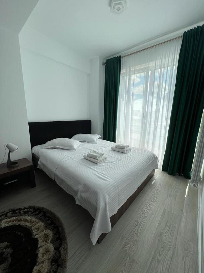Urban Apartments And Studios - City Center Яссы Экстерьер фото