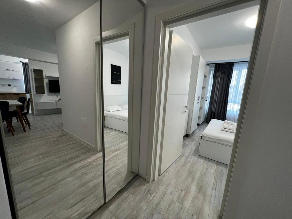 Urban Apartments And Studios - City Center Яссы Экстерьер фото