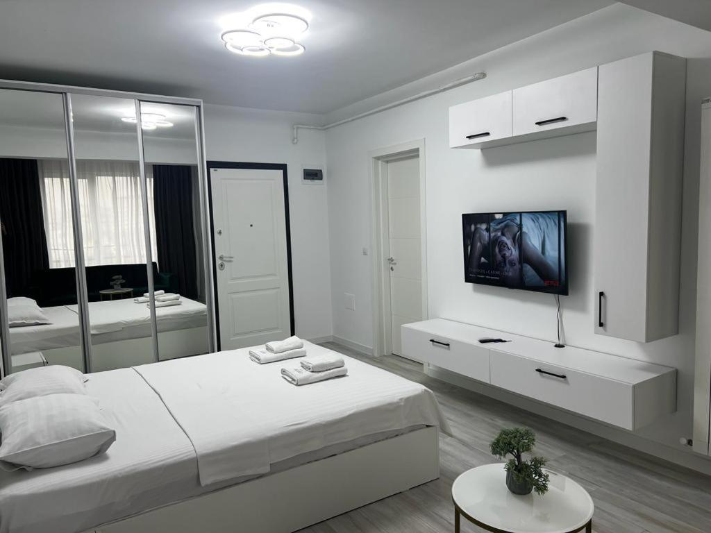 Urban Apartments And Studios - City Center Яссы Экстерьер фото