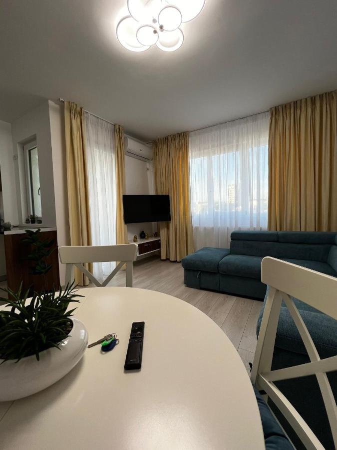 Urban Apartments And Studios - City Center Яссы Экстерьер фото